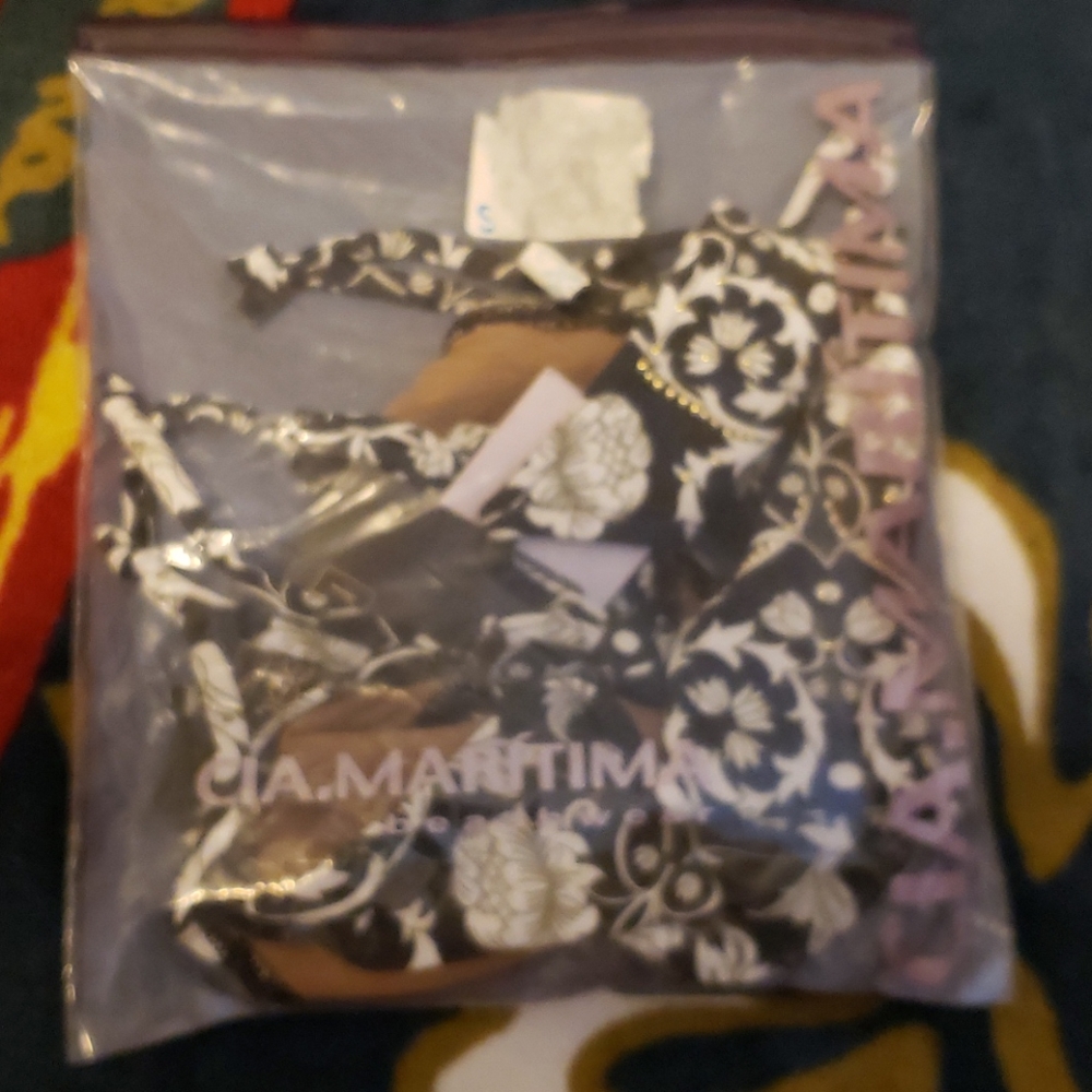 CIA.MARITIMA 2 piece swim suit Black White Print Nwt - Picture 8 of 9